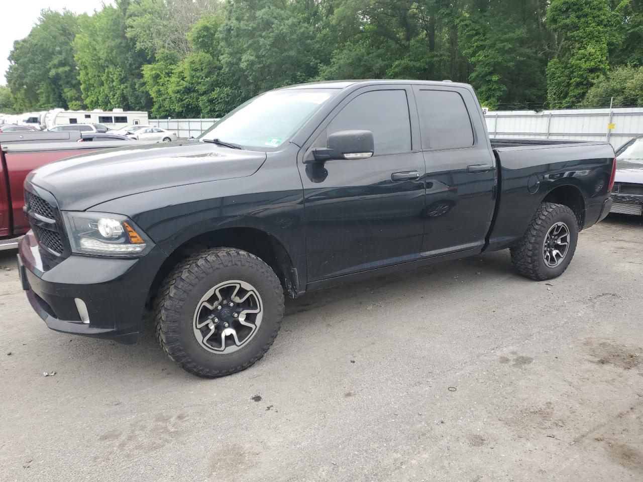 Glassboro, NJ에서 판매 중인 2014 Ram 1500 St - Rear End