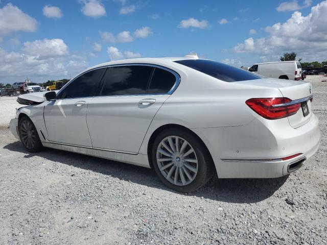  BMW 7 SERIES 2017 Белы