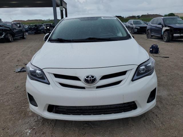 Sedans TOYOTA COROLLA 2013 White