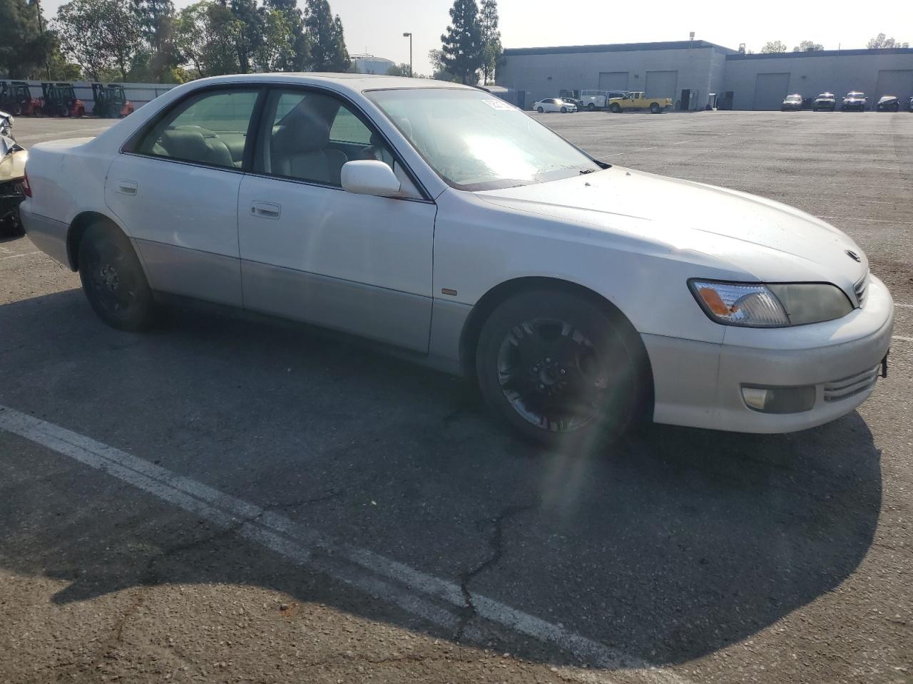 LEXUS ES300 2001 VIN JT8BF28G510312898 photo 4