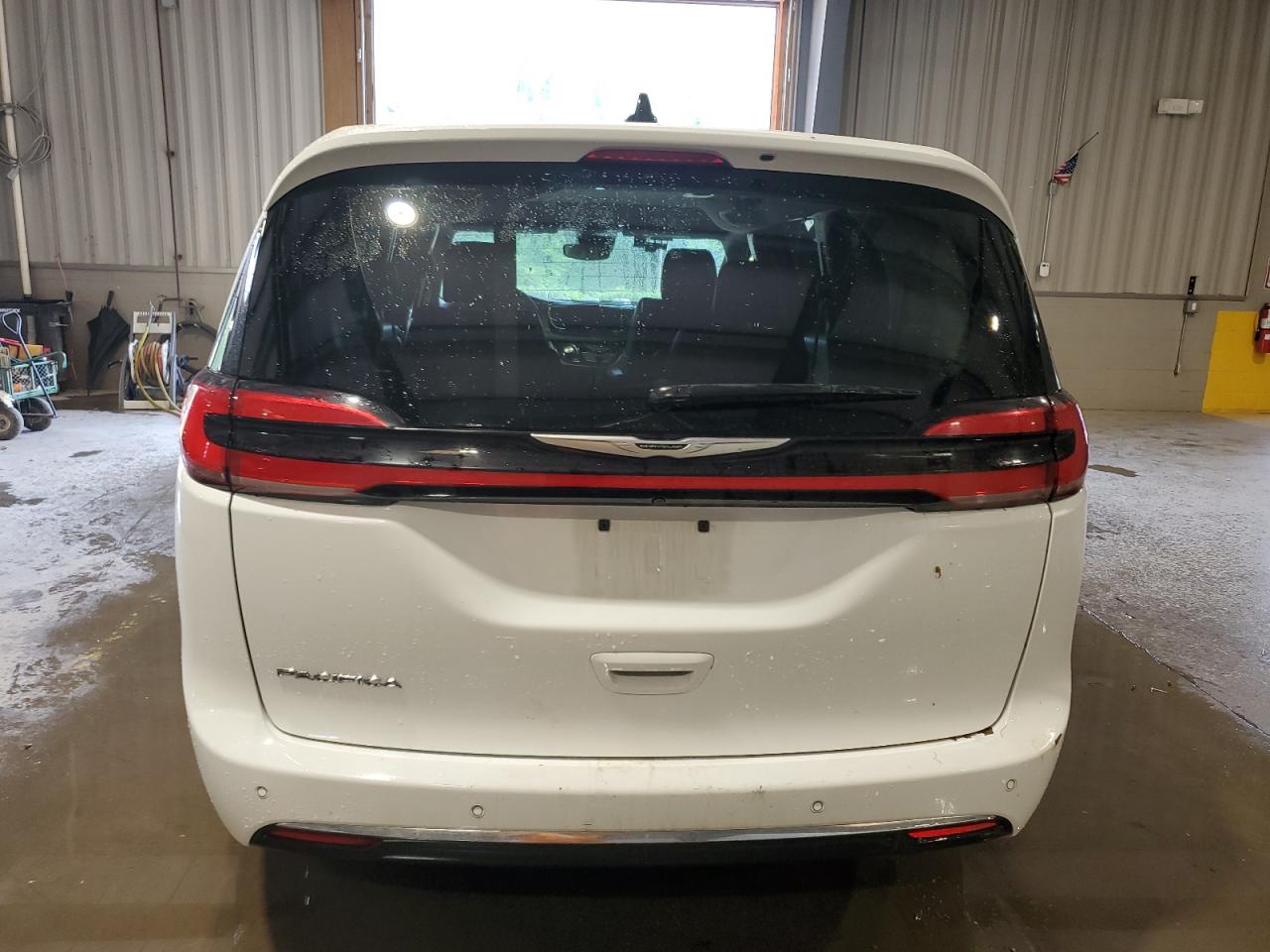 2024 Chrysler Pacifica Touring L VIN: 2C4RC1BG6RR164113 Lot: 60926035