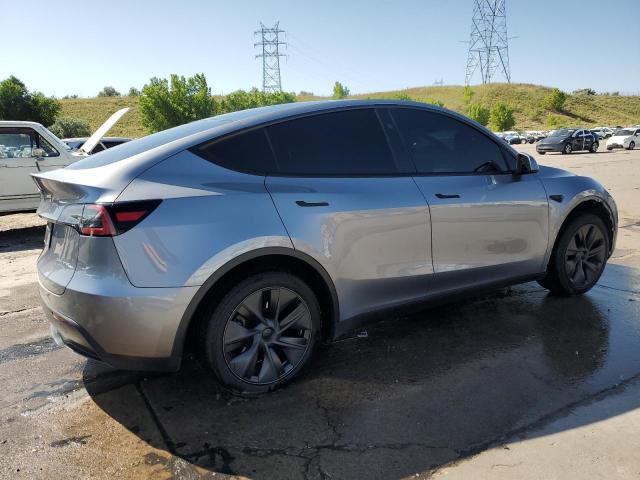  TESLA MODEL Y 2024 Szary