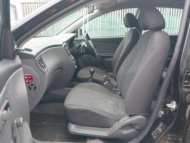 2010 KIA RIO 1