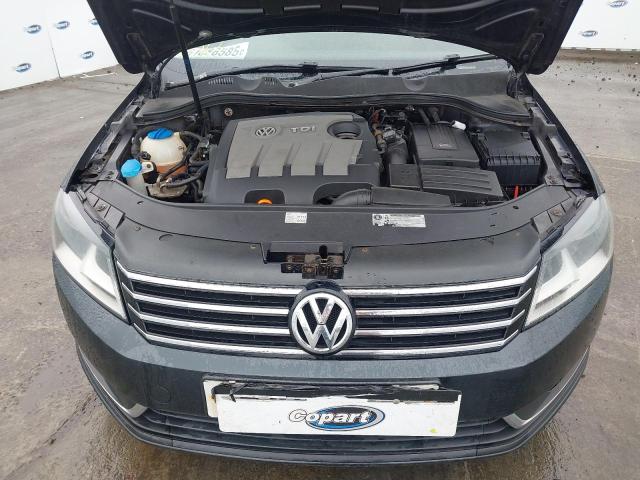 2011 VOLKSWAGEN PASSAT S B
