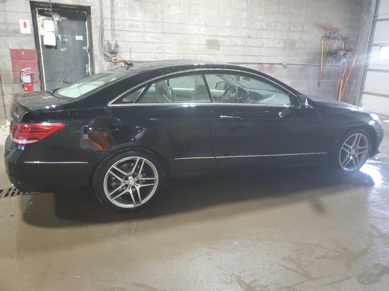 2014 Mercedes-Benz E 350 4Matic VIN: WDDKJ8JB1EF249289 Lot: 62140005