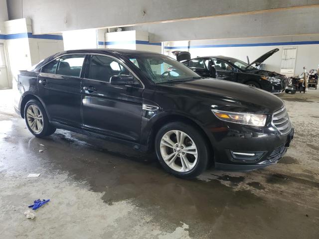  FORD TAURUS 2019 Czarny
