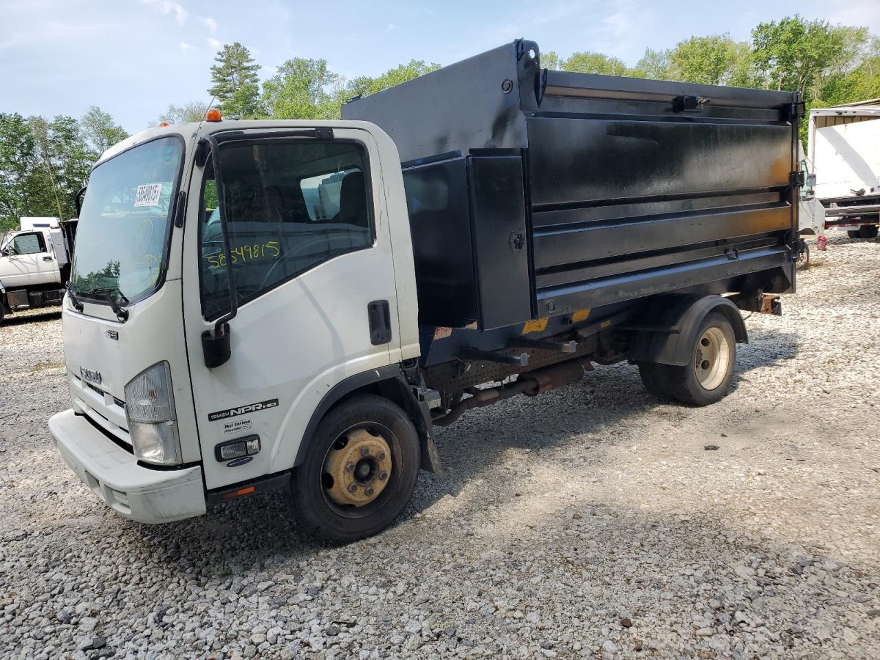 2015 Isuzu Npr Hd for Sale in West Warren, MA - Front End