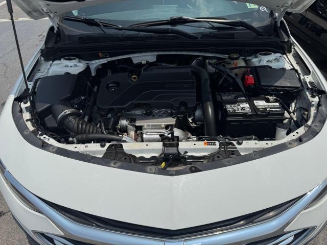  CHEVROLET MALIBU 2021 White