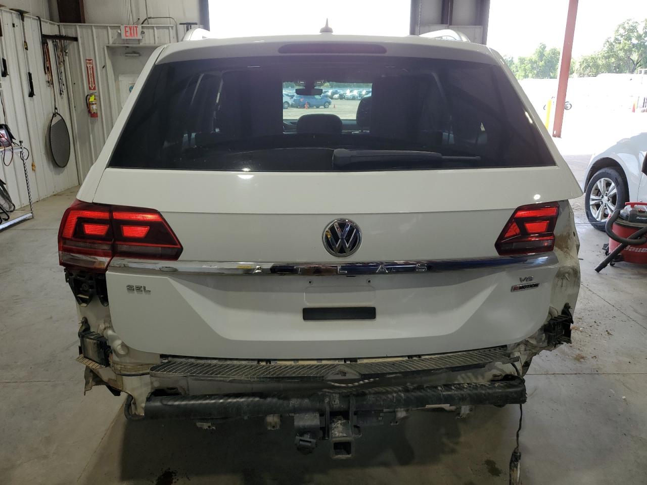 2018 Volkswagen Atlas Sel VIN: 1V2MR2CA3JC504497 Lot: 60142635