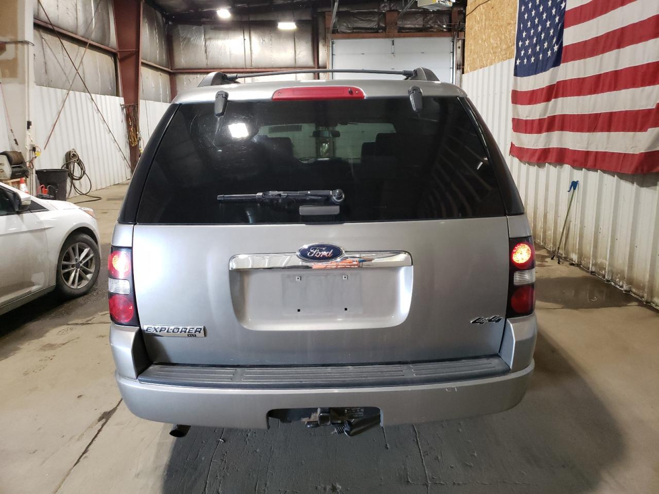 2008 Ford Explorer Xlt VIN: 1FMEU73E98UB29347 Lot: 60543205