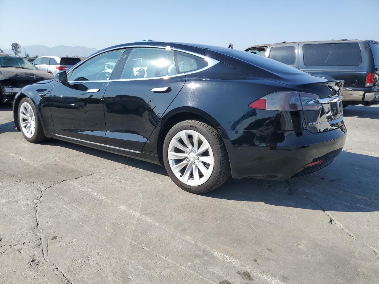 TESLA MODEL S 2017 VIN 5YJSA1E14HF209736 zdjęcie 2