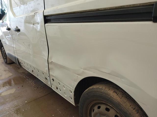 2017 VAUXHALL VIVARO 290