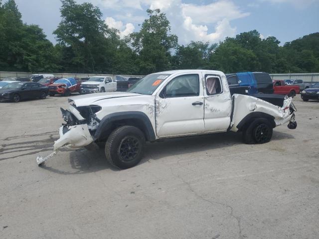  TOYOTA TACOMA 2022 Biały