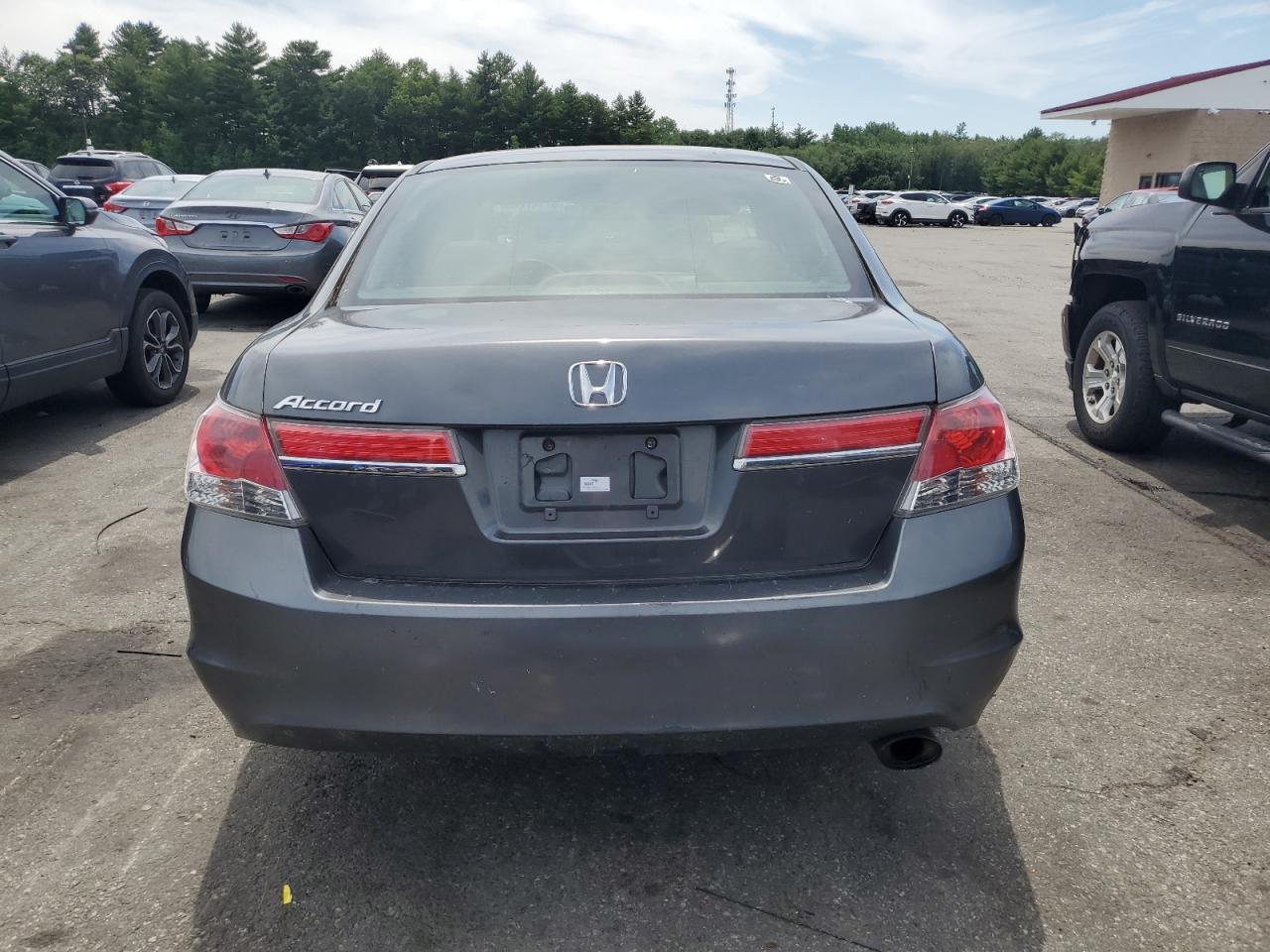 2011 Honda Accord Lxp VIN: 1HGCP2F42BA084707 Lot: 62147265