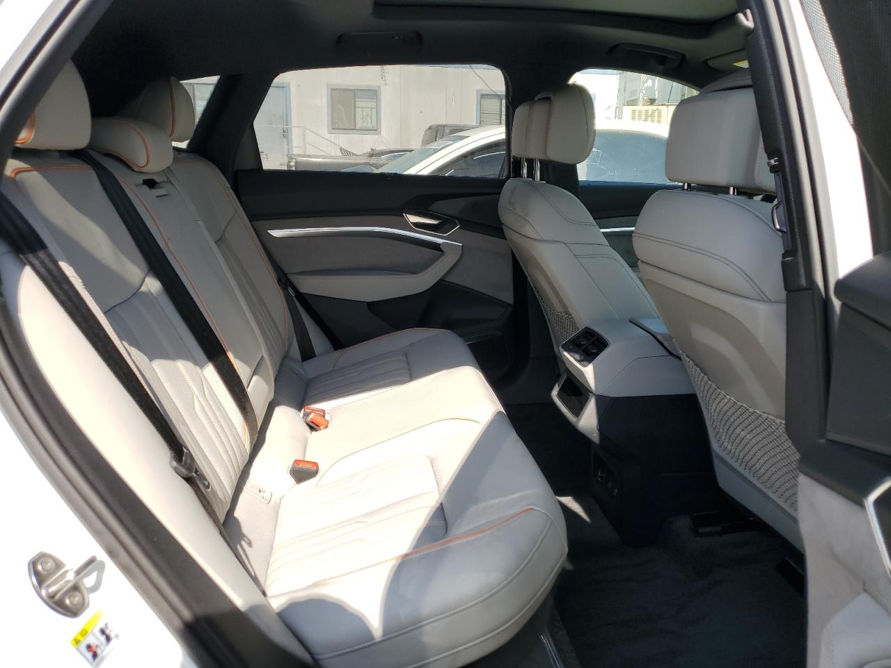 2024 Audi Q8 E-Tron Prestige VIN: WA16AAGE1RB052327 Lot: 61495325