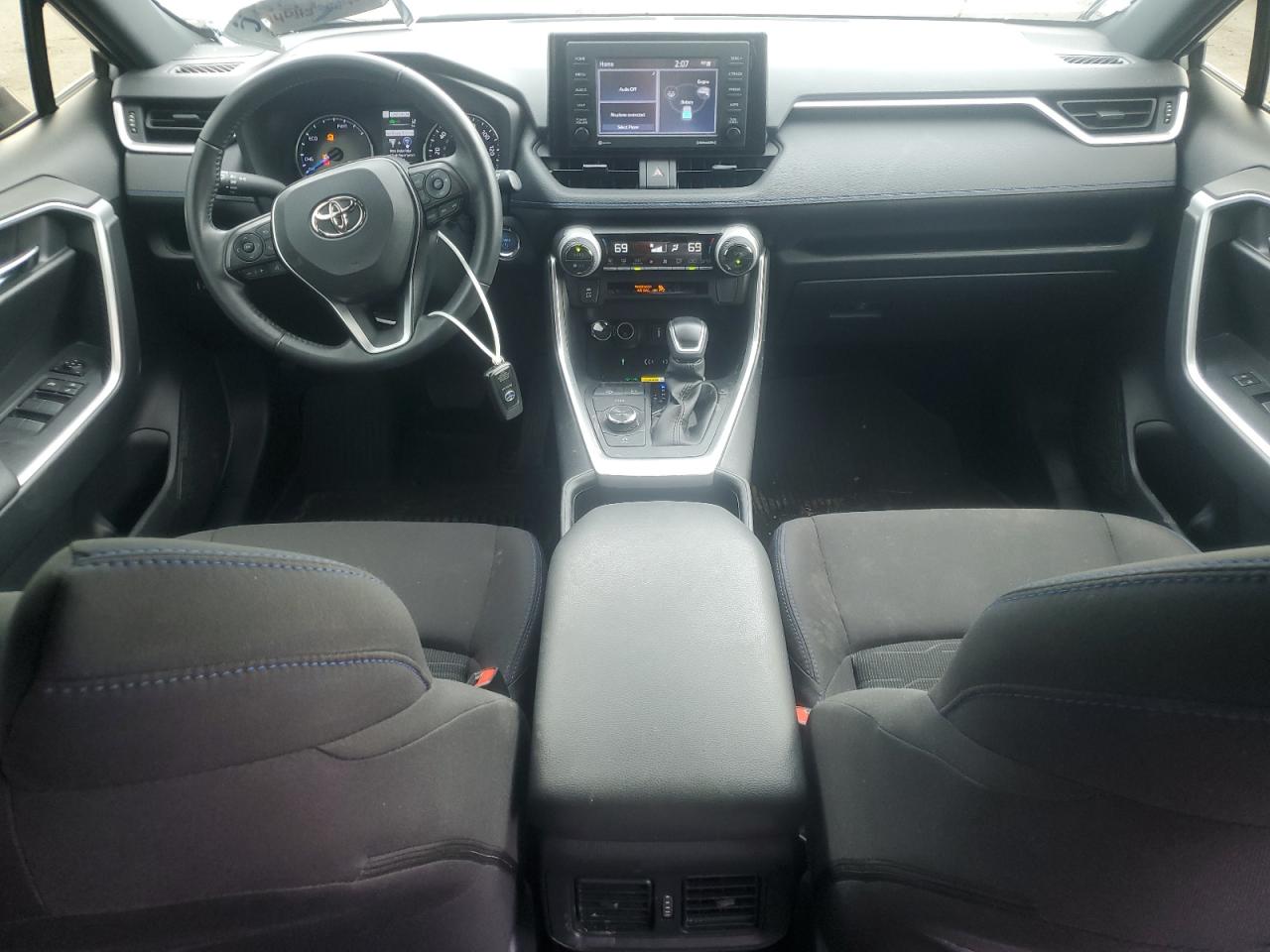 2022 Toyota Rav4 Se VIN: JTM16RFV2ND066575 Lot: 63194575