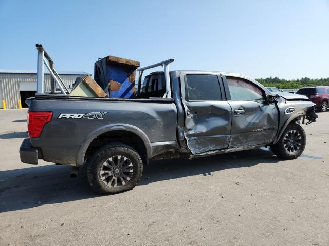 Пікапи NISSAN TITAN 2016 Сірий