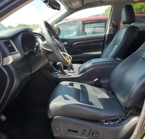  TOYOTA HIGHLANDER 2016 Czarny