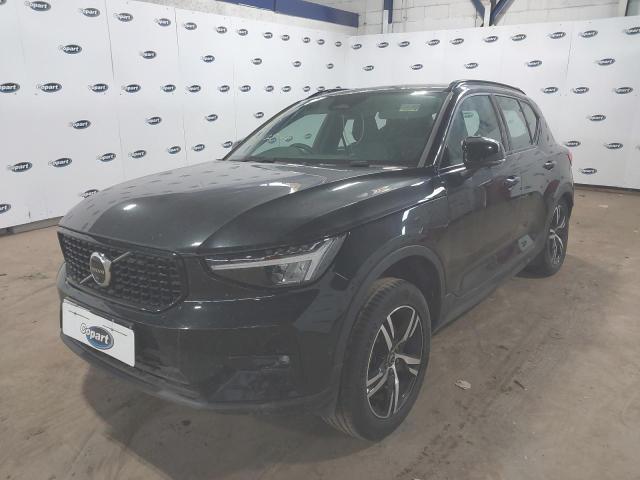 VOLVO XC40 + B3 2023