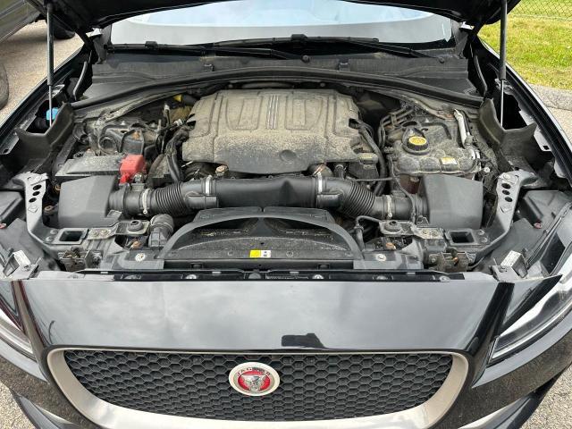 Parquets JAGUAR F-PACE 2017 Czarny