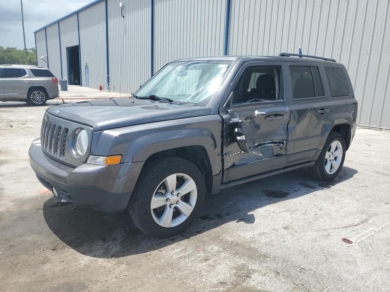2016 Jeep Patriot Sport for Sale in Apopka, FL - Side