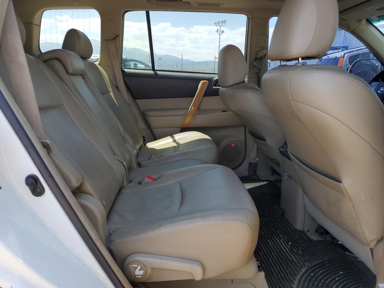 2008 Toyota Highlander Hybrid Limited VIN: JTEEW44A582023073 Lot: 61953665