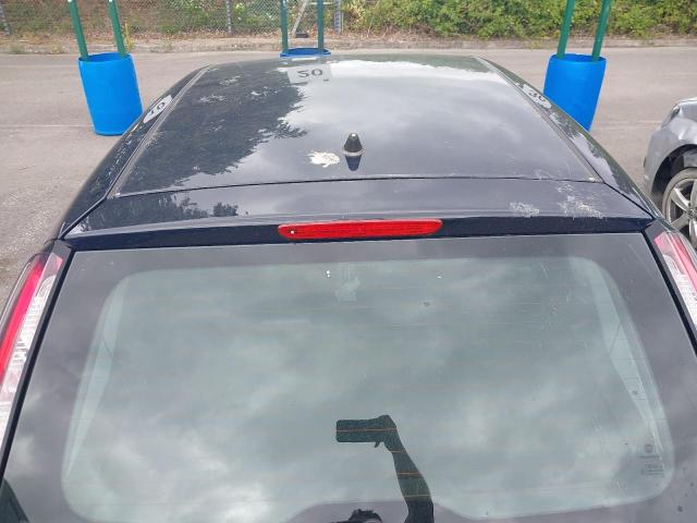 2015 FIAT PUNTO EASY 