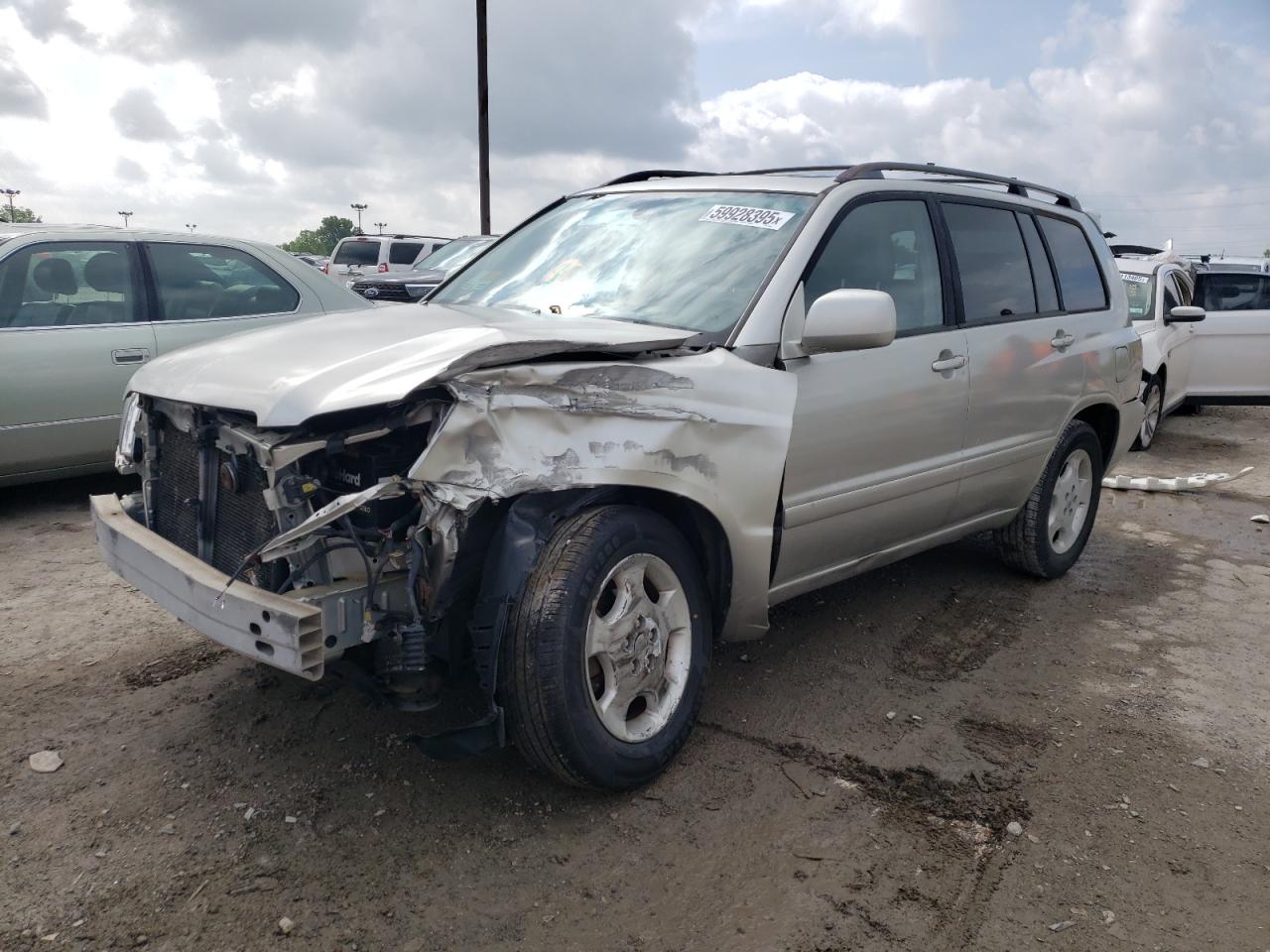2005 Toyota Highlander Limited for Sale in Indianapolis, IN - Front End