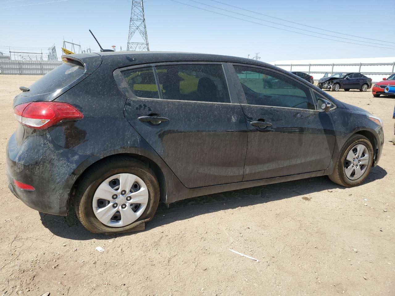 KIA FORTE 2017 VIN KNAFK5A84H5677330 photo 3
