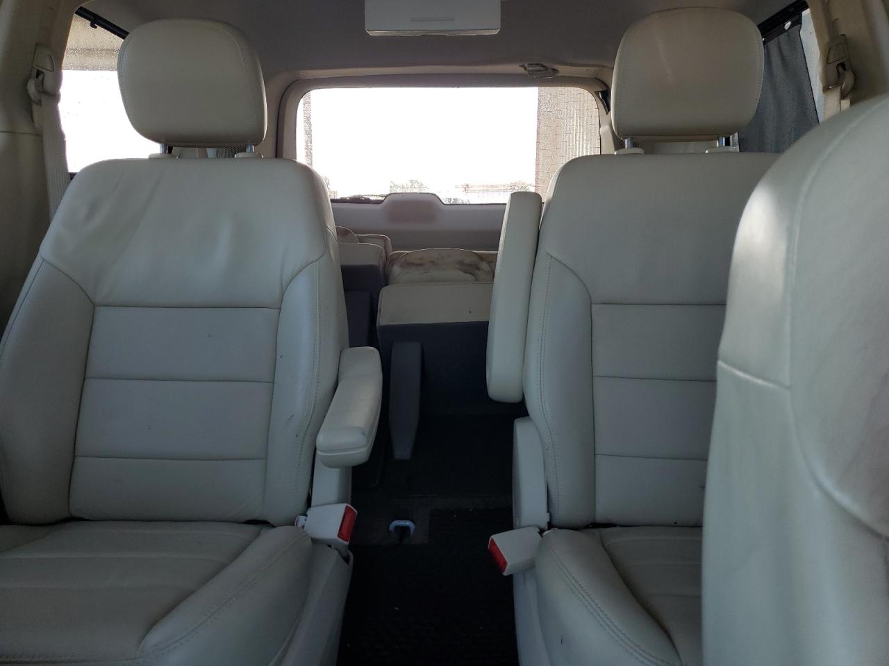 2010 Volkswagen Routan Sel VIN: 2V4RW5DX8AR296294 Lot: 61951345