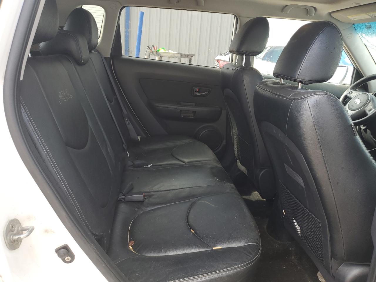 2011 Kia Soul + VIN: KNDJT2A2XB7267096 Lot: 62571745