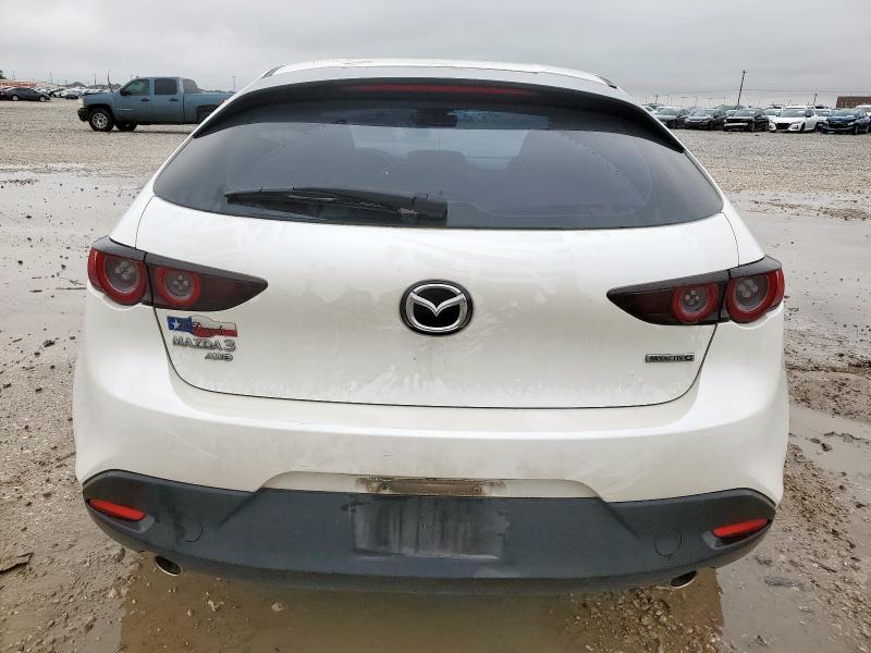  MAZDA 3 2019 Белы
