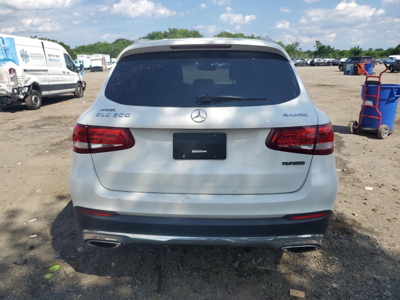 2016 Mercedes-Benz Glc 300 4Matic VIN: WDC0G4KB3GF037028 Lot: 61652965