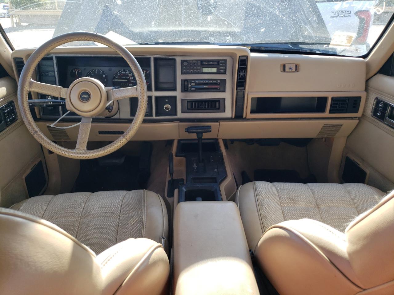 1992 Jeep Cherokee Laredo VIN: 1J4FJ58S5NL231258 Lot: 61576595