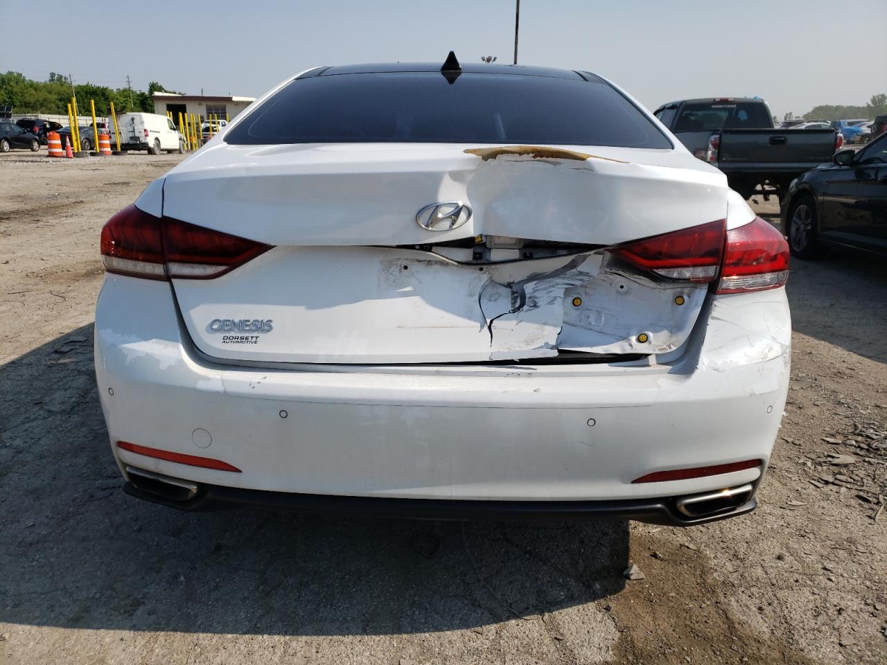 2015 Hyundai Genesis 3.8L VIN: KMHGN4JEXFU018438 Lot: 59911645