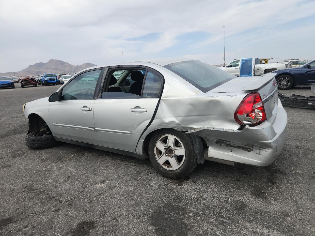CHEVROLET MALIBU 2005 VIN 1G1ZT52885F236424 zdjęcie 2
