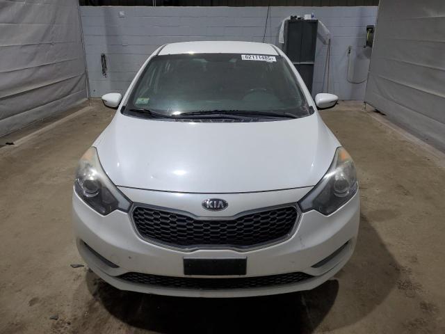 Sedans KIA FORTE 2015 Biały
