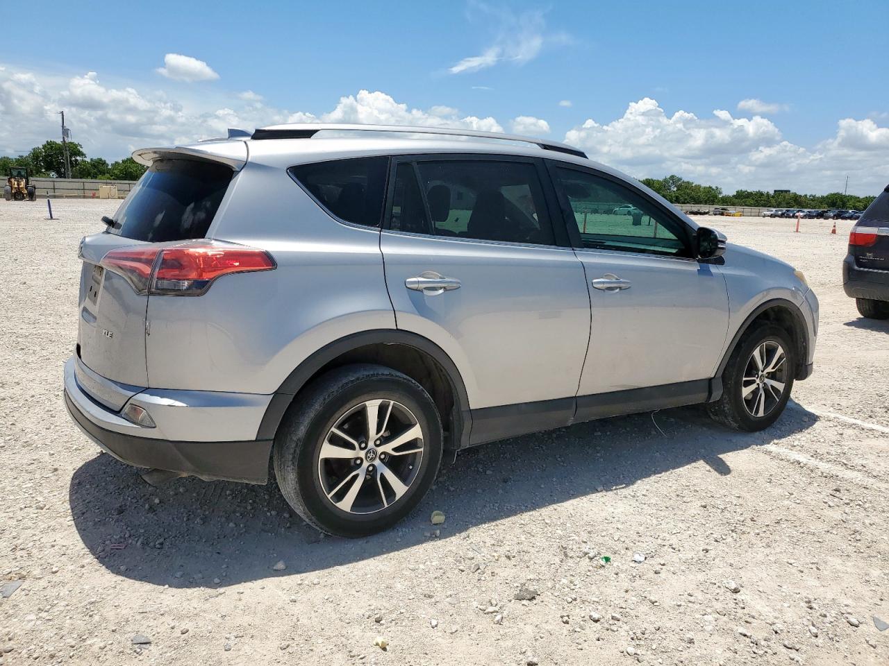 TOYOTA RAV4 2017 VIN 2T3WFREV3HW358119 zdjęcie 3