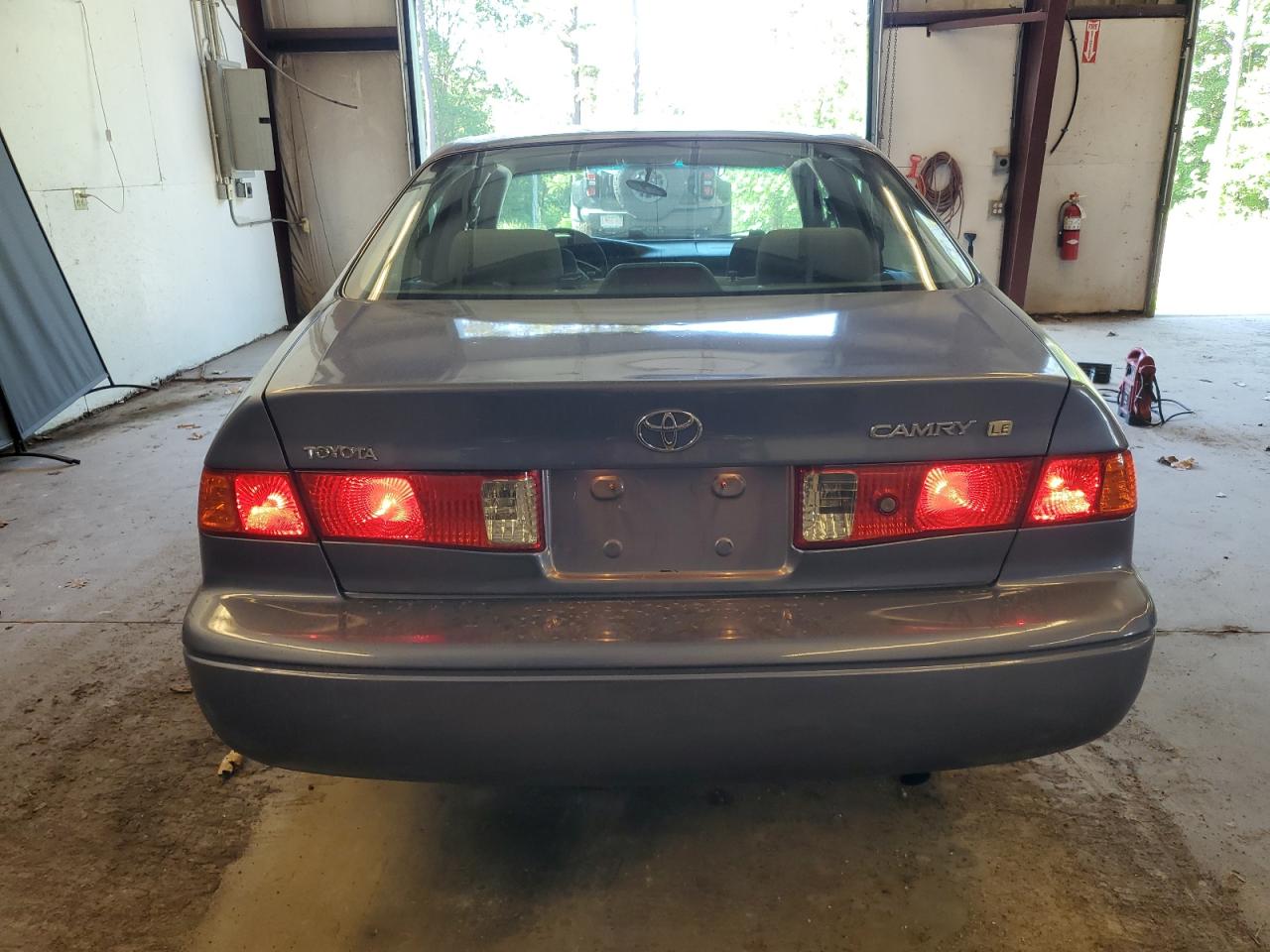 2000 Toyota Camry Ce VIN: JT2BG22K3Y0444671 Lot: 61776585