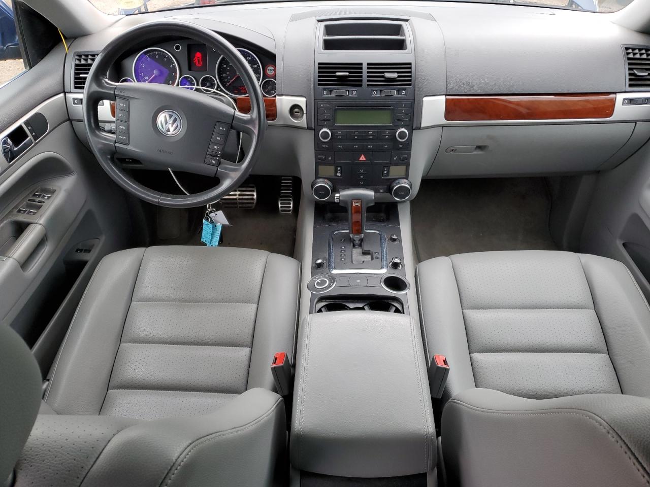 2004 Volkswagen Touareg 3.2 VIN: WVGBC67L04D032587 Lot: 61961965