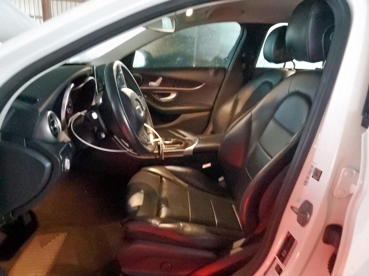 55SWF4JB7HU222188 2017 Mercedes-Benz C 300