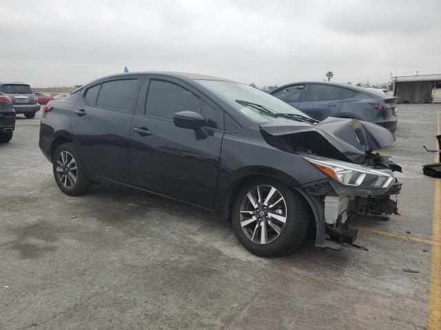  NISSAN VERSA 2021 Czarny