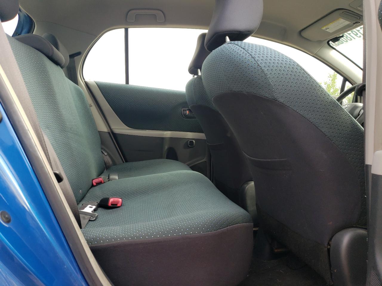 2008 Toyota Yaris VIN: JTDKT923285151335 Lot: 61918085