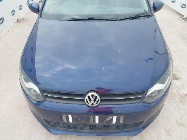 2010 VOLKSWAGEN POLO MODA