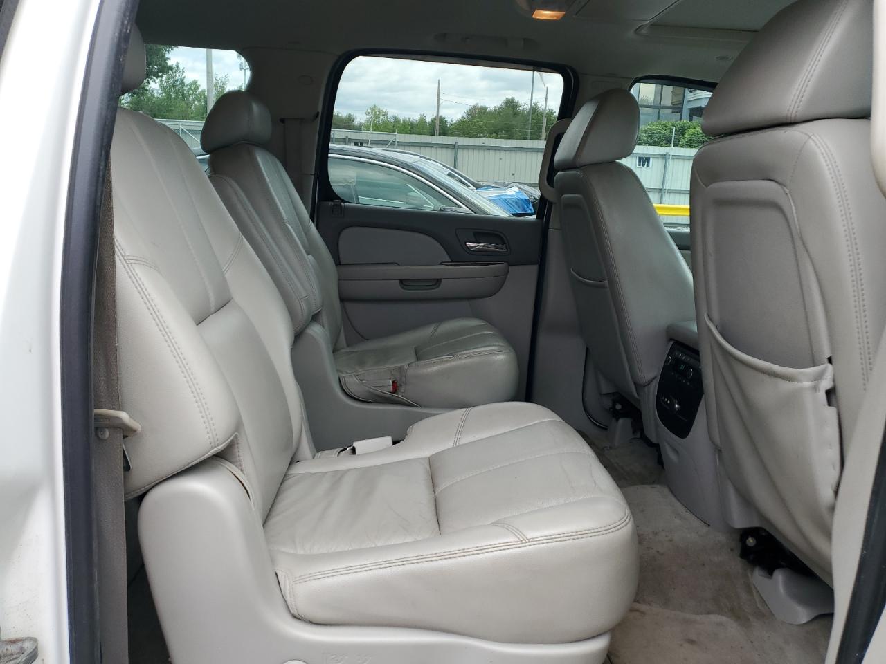 2007 Chevrolet Suburban K1500 VIN: 1GNFK16Y77R376764 Lot: 61443495