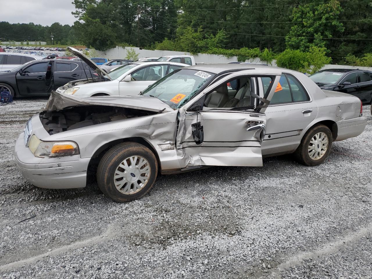 2005 Ford Crown Victoria Lx for Sale in Fairburn, GA - Biohazard/Chemical