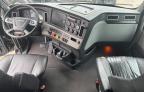 Dyer, IN에서 판매 중인 2019 Freightliner Cascadia 126  - Minor Dent/Scratches