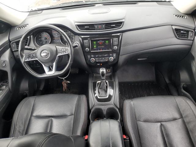  NISSAN ROGUE 2018 Серебристый