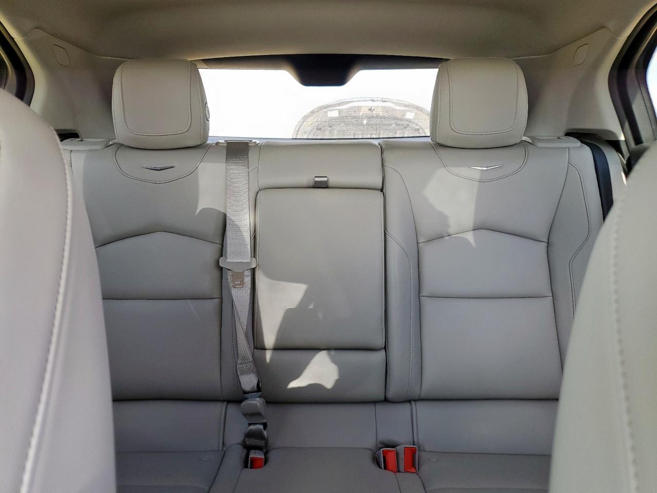2020 Cadillac Xt4 Luxury VIN: 1GYAZAR40LF070616 Lot: 61146855