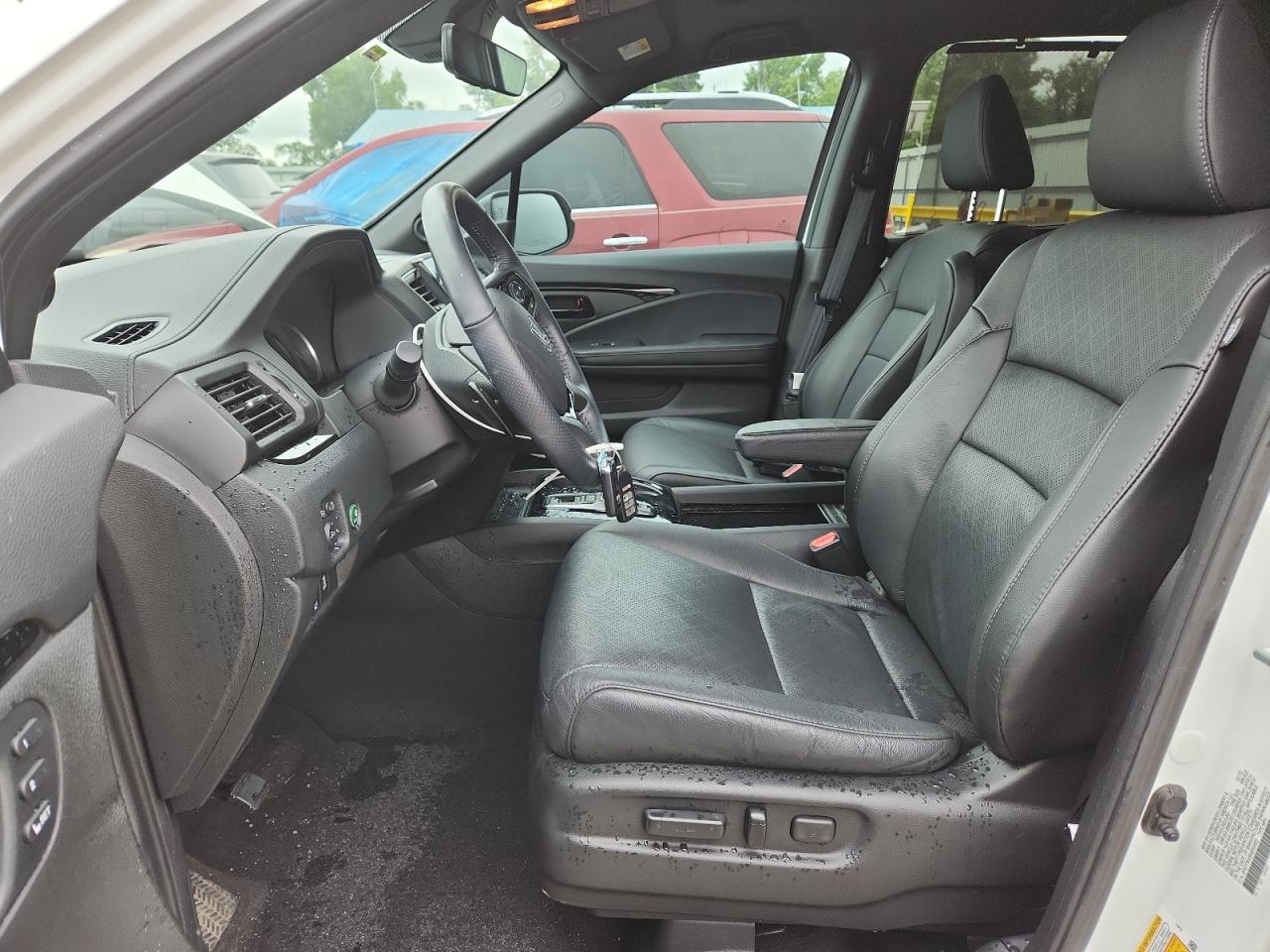 2022 Honda Passport Elite VIN: 5FNYF8H06NB006902 Lot: 60640315
